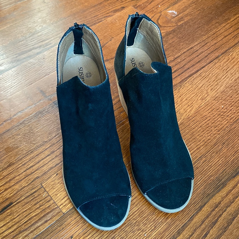 Susina Peep Toe Heels